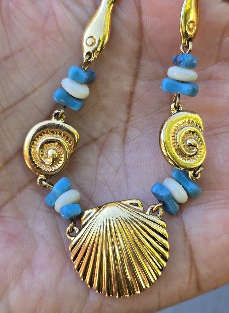 RARE vintage NWT Monet gold curb chain shell and fish necklace coastal nautical - Picture 6 of 17